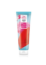 Load image into Gallery viewer, Wella Color Fresh Mask Pink
